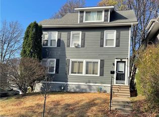 49 Middlesex Rd, Rochester, NY 14610