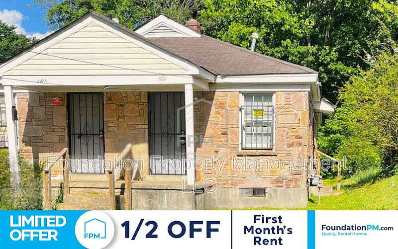 1st image of 2320 E Warren St
