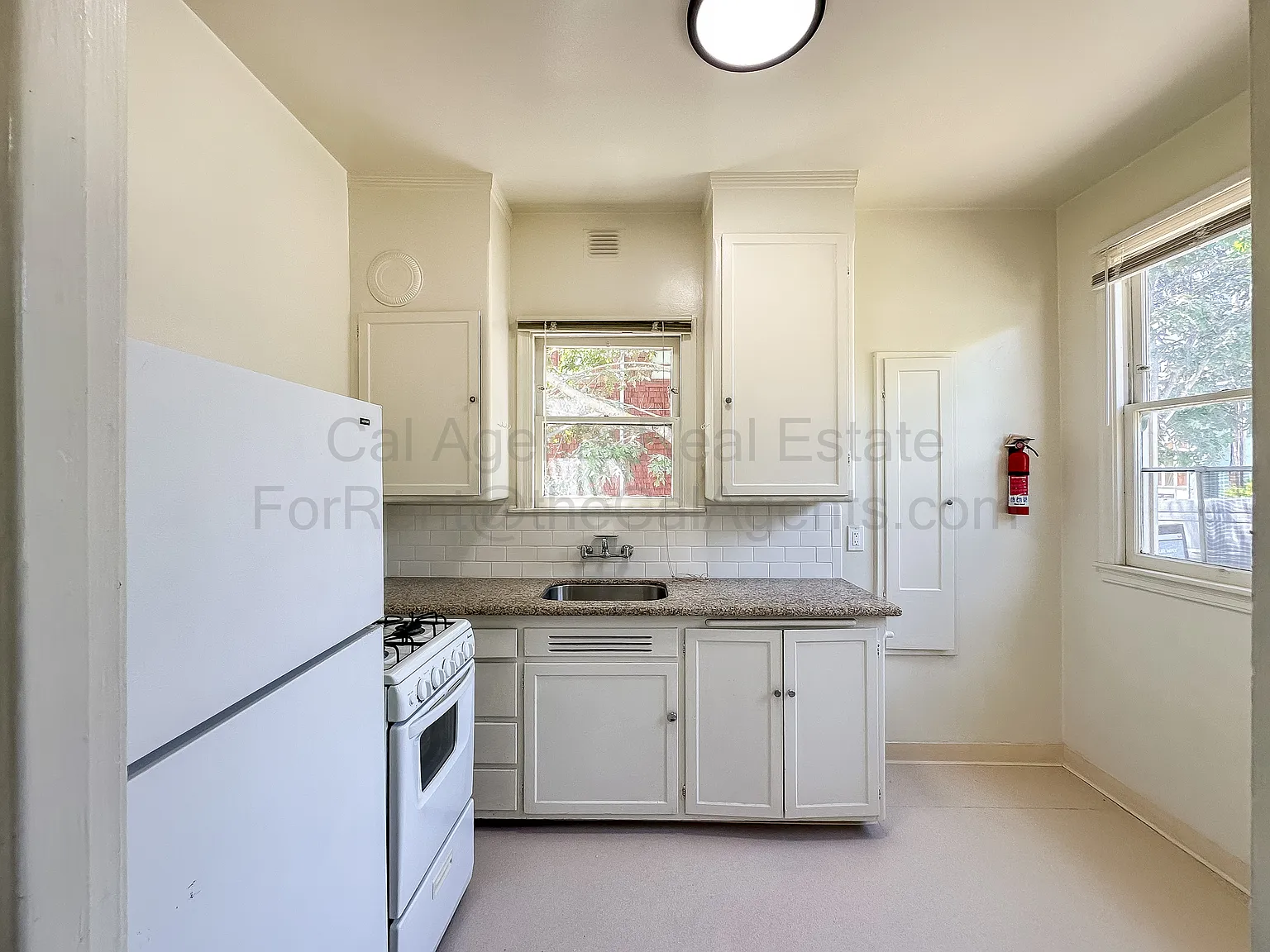 Studio, 396 sqft, $1,850 — Photo 3
