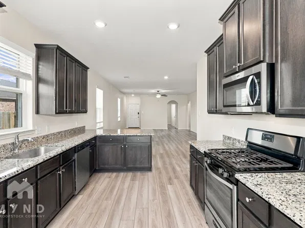 464 Lone Rider Dr, Katy, TX 77493