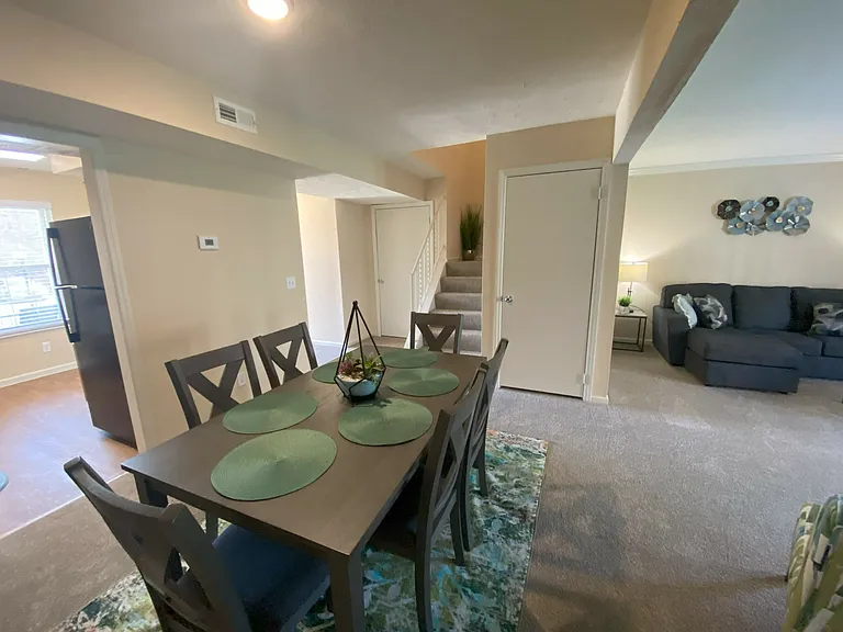 Townhome 220 Dining Room