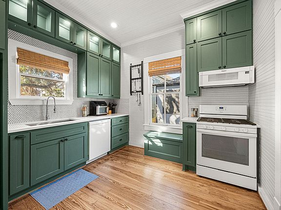 2nd image of 1811 30th St