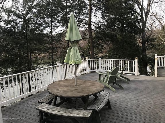 4th image of 60 Haven Ln