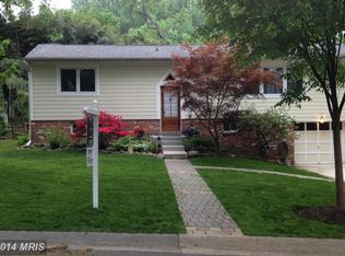 11402 Rokeby Ave, Garrett Park, MD 20896