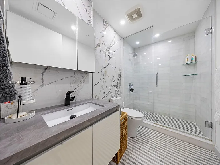 700 NE 26th Ter #2202 — Photo 36