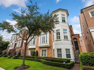1310 Lake Pointe Pkwy, Sugar Land, TX 77478