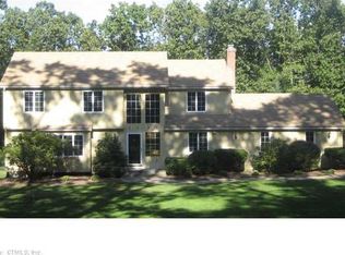 6 Pond View Dr, Canton, CT 06019