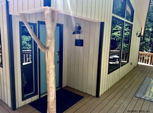 69 Pine Orchard Rd, Hague, NY 12836