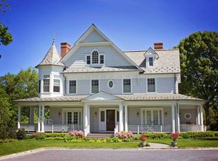 84 White Hill Rd, Cold Spring Harbor, NY 11724