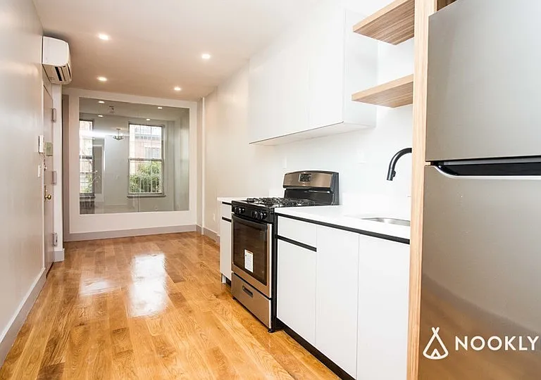379 S 5th St #1L — Photo 1