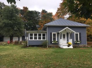 703 W Montcalm St, Greenville, MI 48838