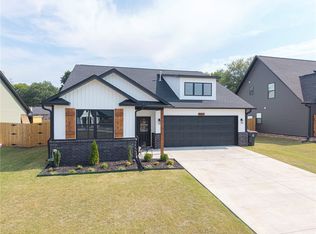 9027 Carson Way, Fort Smith, AR 72908