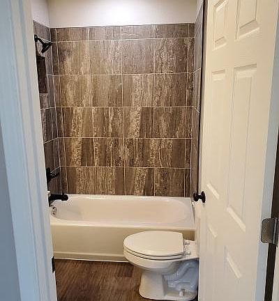 5th image of 304 S Franklin St #B