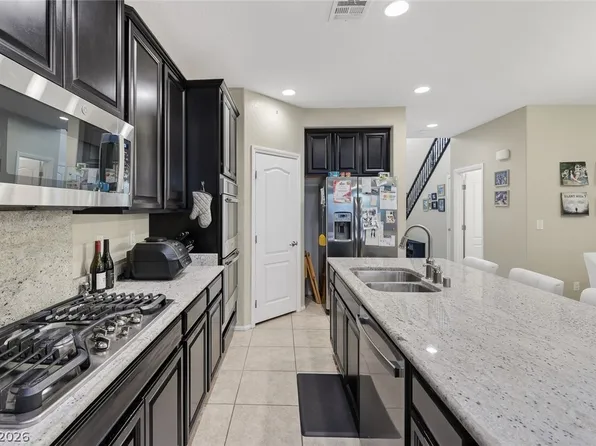 10615 College Hill Ave, Las Vegas, NV 89166