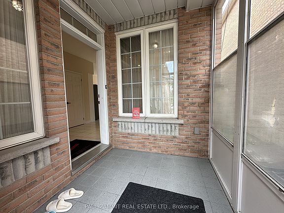 3rd image of 103 Scoville Sq