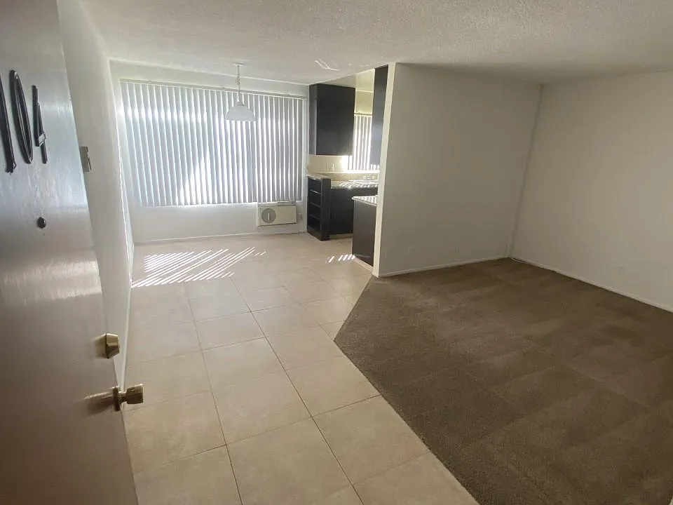 815 Crenshaw Blvd #104