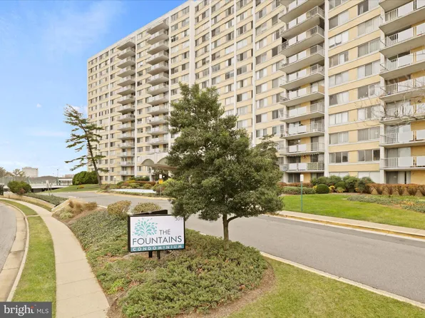 301 N Beauregard St APT 1710, Alexandria, VA 22312