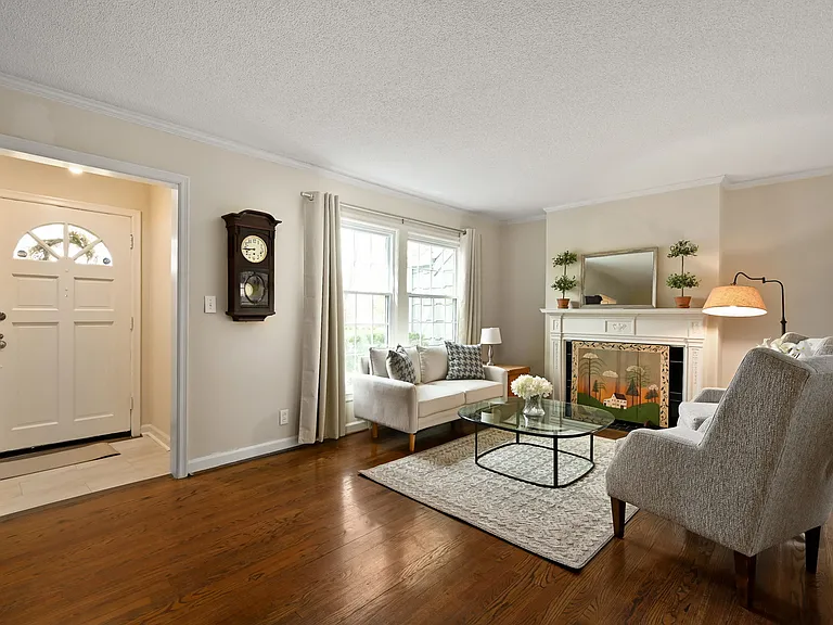 5525 Falmouth Rd — Photo 3