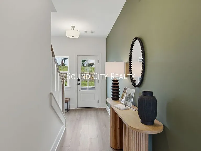 152 Valentine Aly — Photo 20