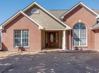 613 Summer Pl, Flowood, MS 39232