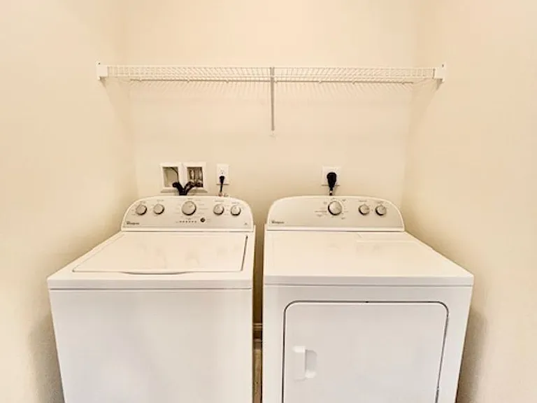 140 Copley Cir #22-B — Photo 24