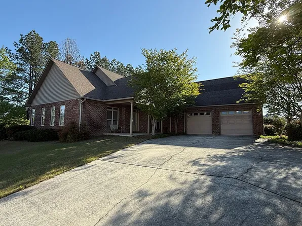105 Pine Ct, Pell City, AL 35125