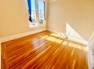 122 Tiffany Ave, San Francisco, CA 94110