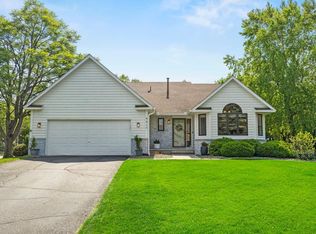4417 Braddock Trl, Eagan, MN 55123