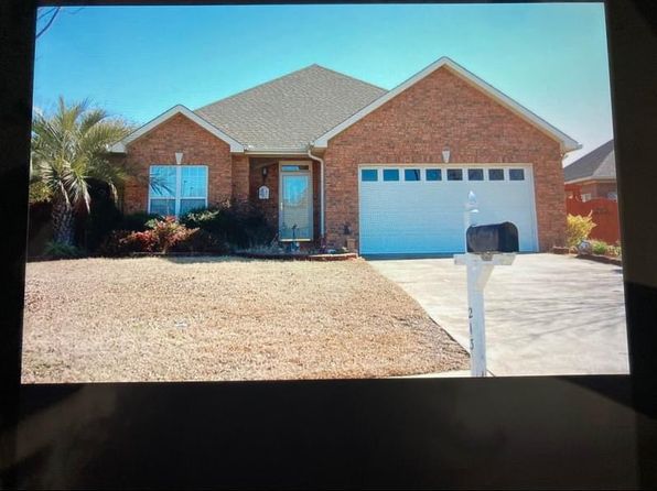 213 Carrington Ln