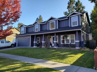 19851 Duck Call Ln, Bend, OR 97702