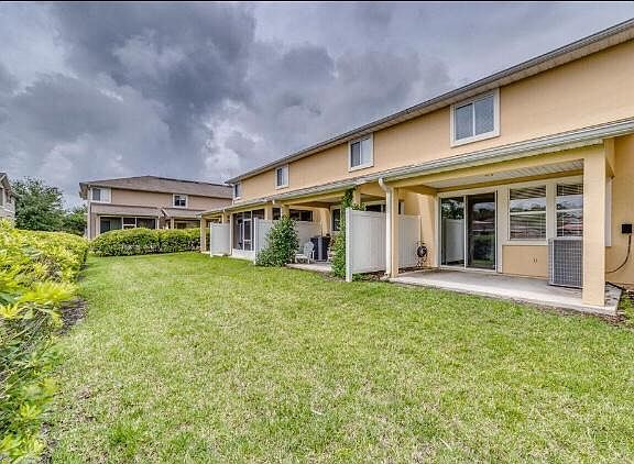 4th image of 2309 Red Moon Dr