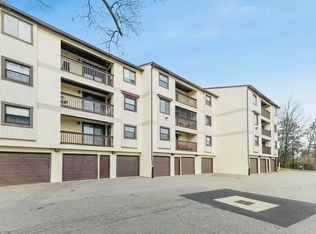 15 Green Valley Ct #15, Secaucus, NJ 07094