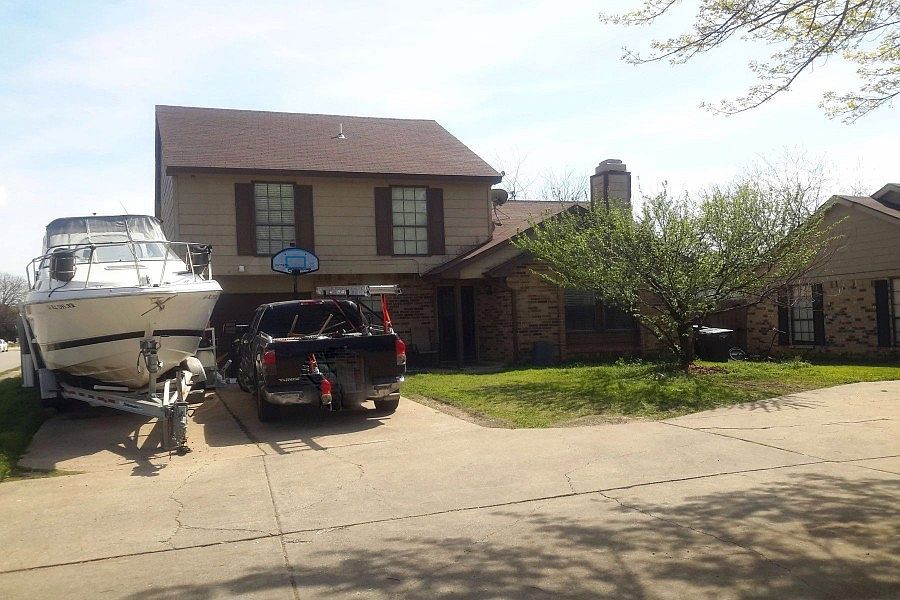 1st image of 6708 Fire Hill Dr