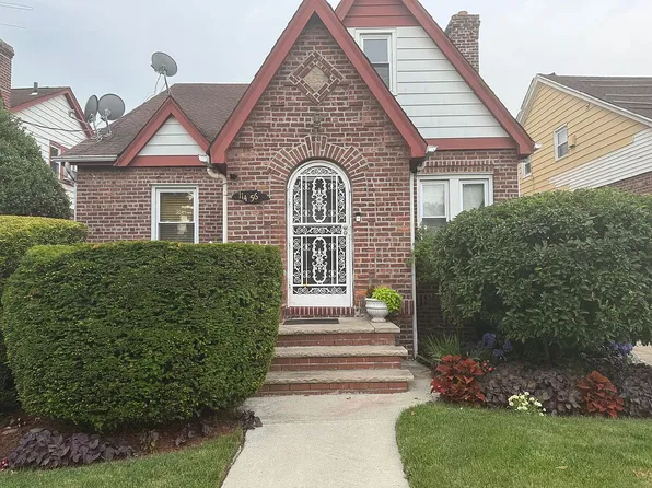 11456 205th St, Saint Albans, NY 11412