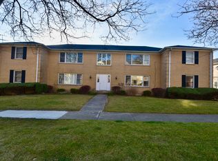 1636 McGovern Ave UNIT 1, Highland Park, IL 60035