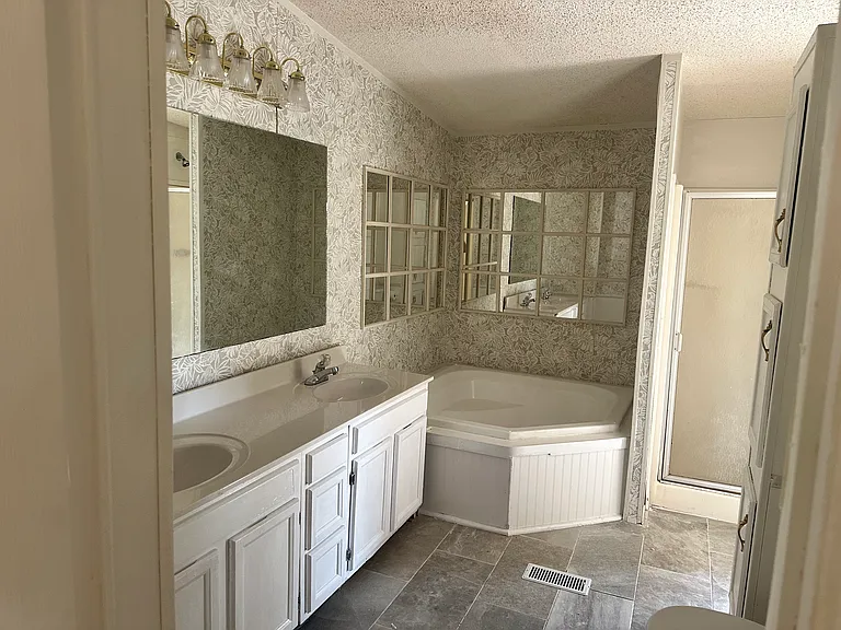 87 Falling Leaf Ln — Photo 13