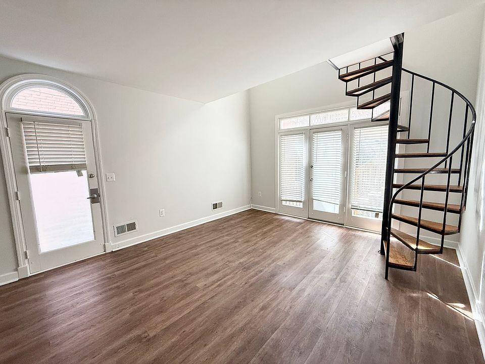 1st image of 506 W Franklin St #Fc-02