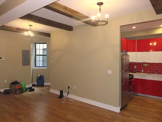 Rented by Rennit Inc. | media 33