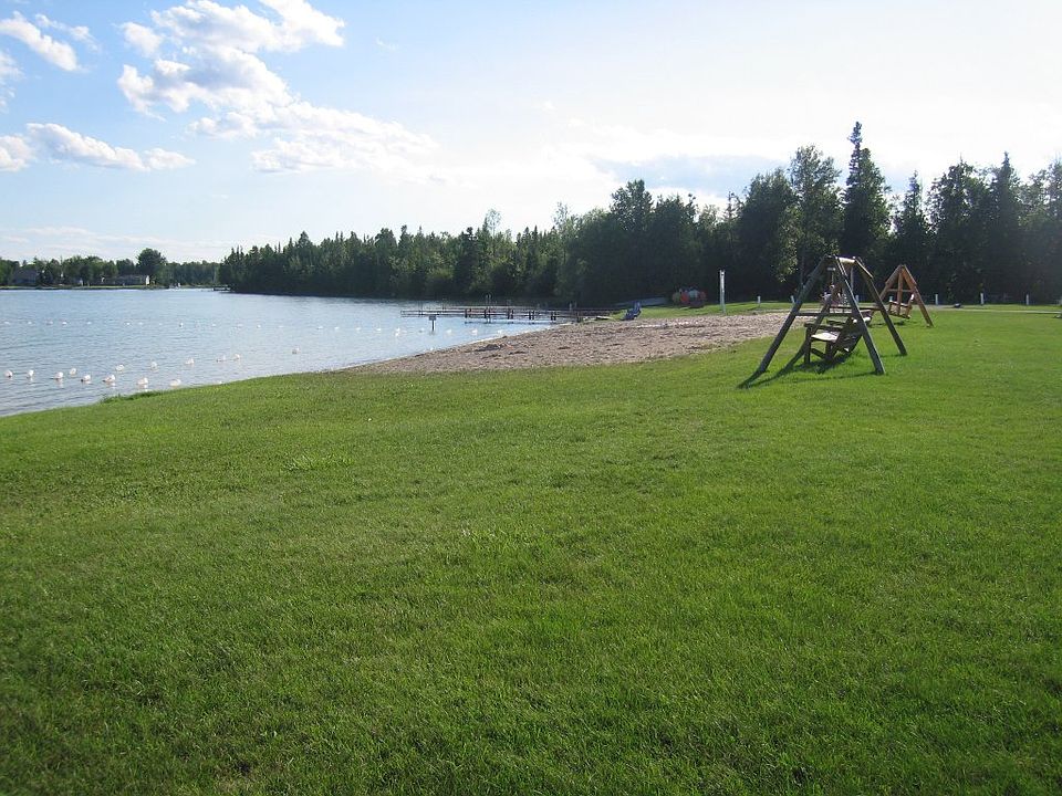 2nd image of E Grand Lake Rd