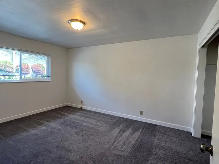 435 Ocean View Ave — Photo 7