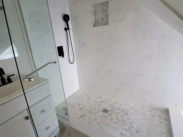 682 Whitney Ave #3 — Photo 8