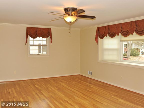 2nd image of 7625 Crawford Ct