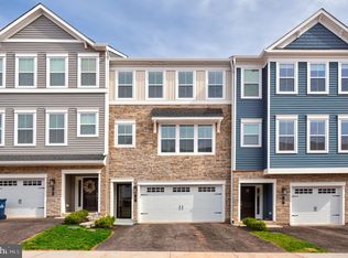 4 Copper Ct, Royersford, PA 19468