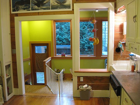 1st Floor - Kitchen looking into dining nook