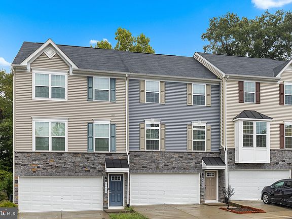 2nd image of 9802 Cedarmass Cir