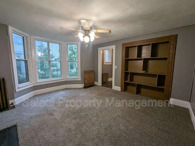 333 W Suttenfield St #1 — Photo 5