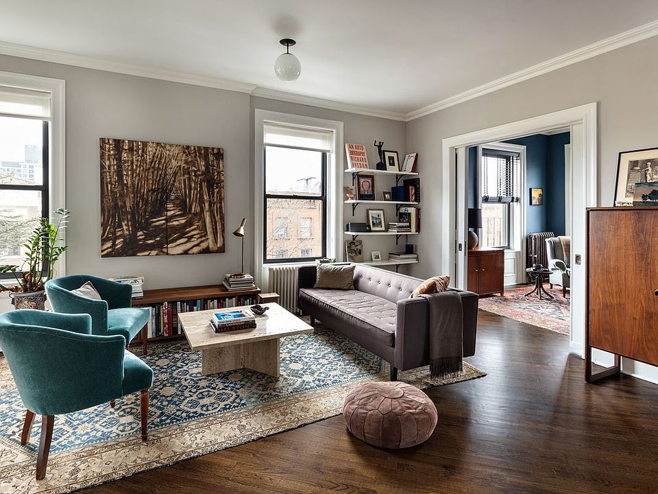 1st image of 647 Vanderbilt Ave #8