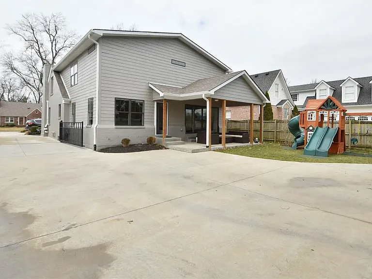 530 Chinoe Rd — Photo 44