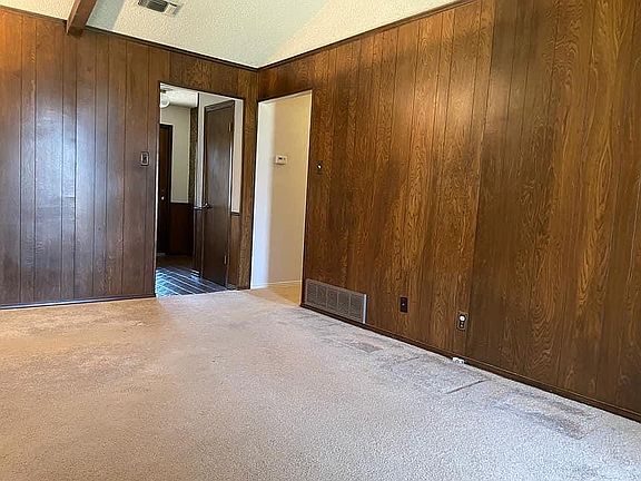 2nd image of 813 San Marcos Ln