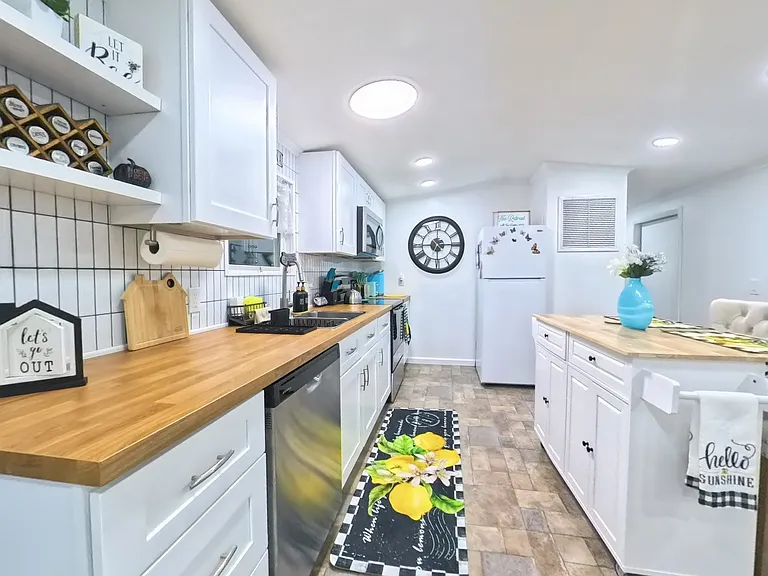 1435 Los Robles Ave #1 — Photo 2